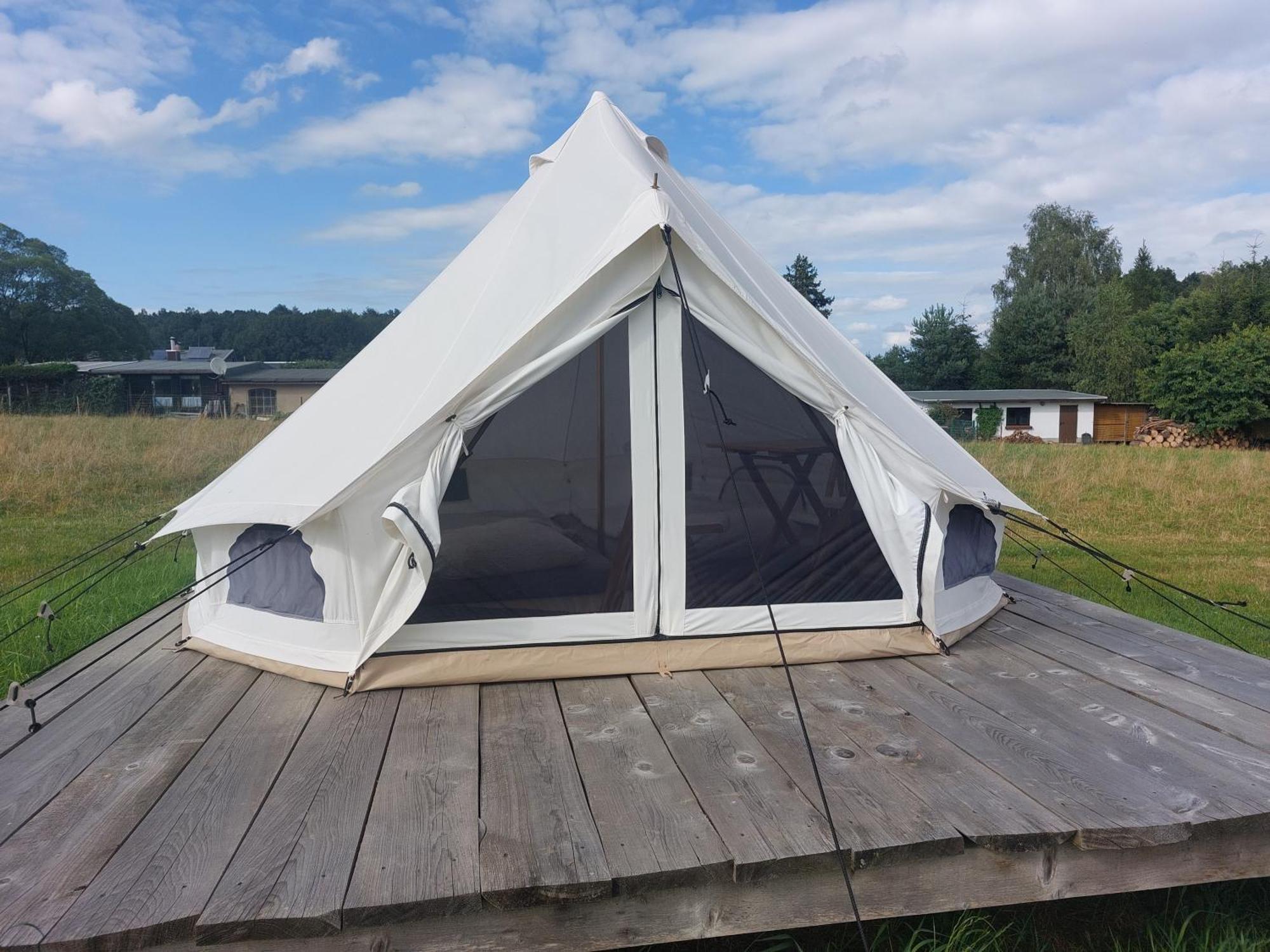 Hotel Autark Clamping Camp à Durrhennersdorf Extérieur photo